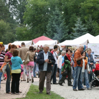 2012-09-11-07-41-42-narozeniny-vodnika-slamy-06.jpg